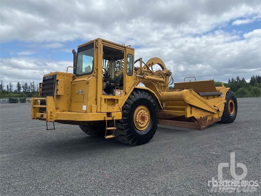 CAT 621F Skrejpre