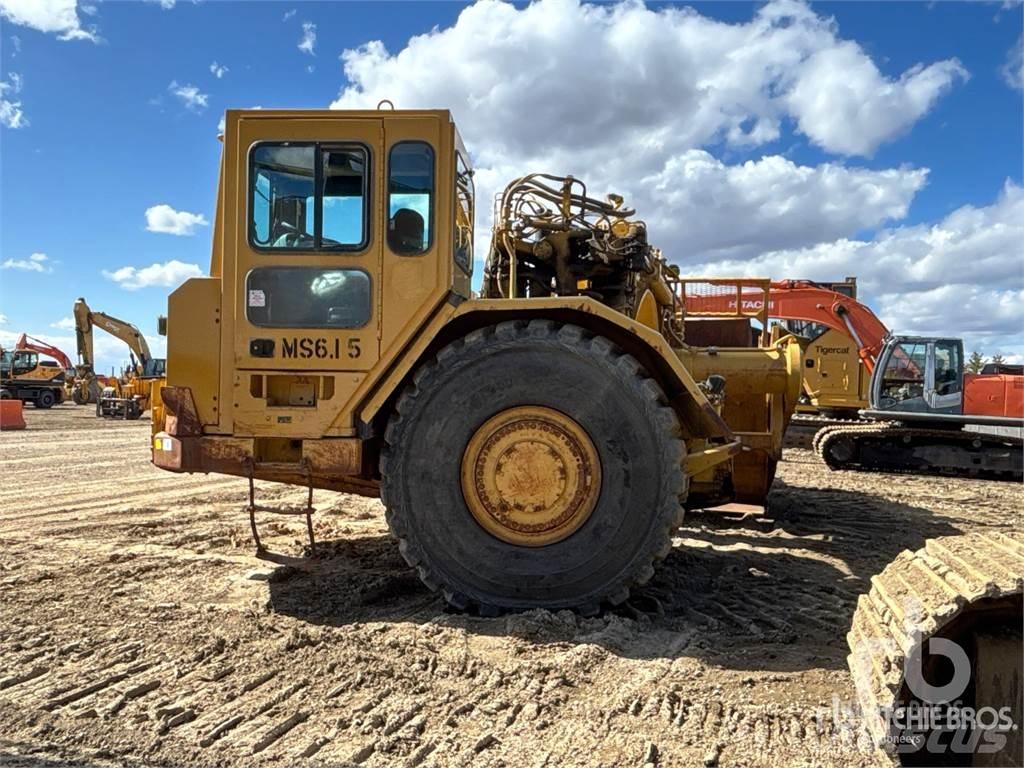 CAT 621G Skrejpre