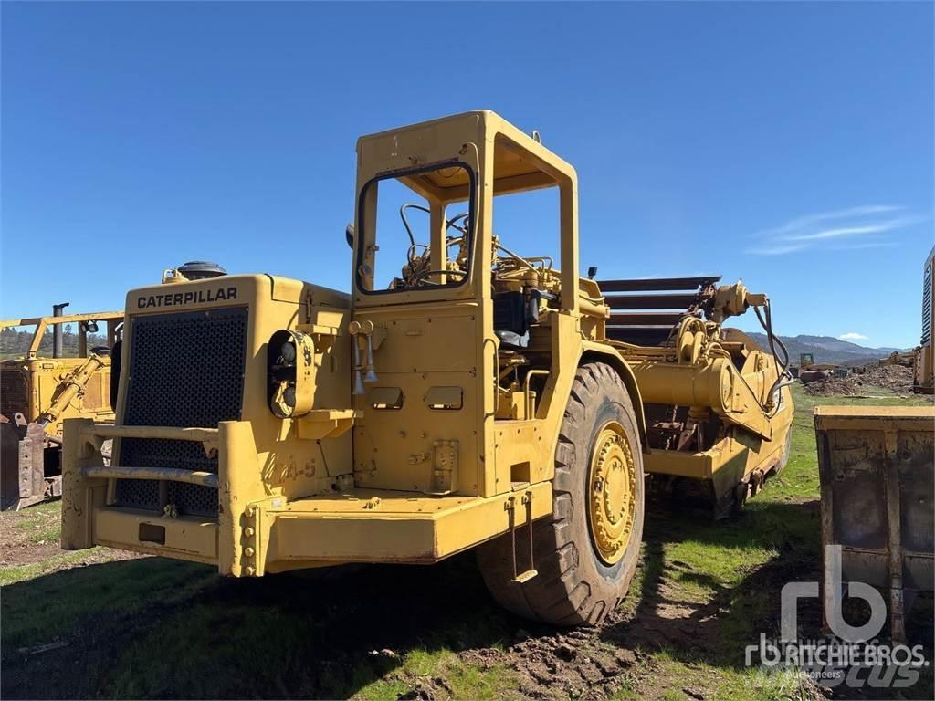 CAT 623B Skrejpre