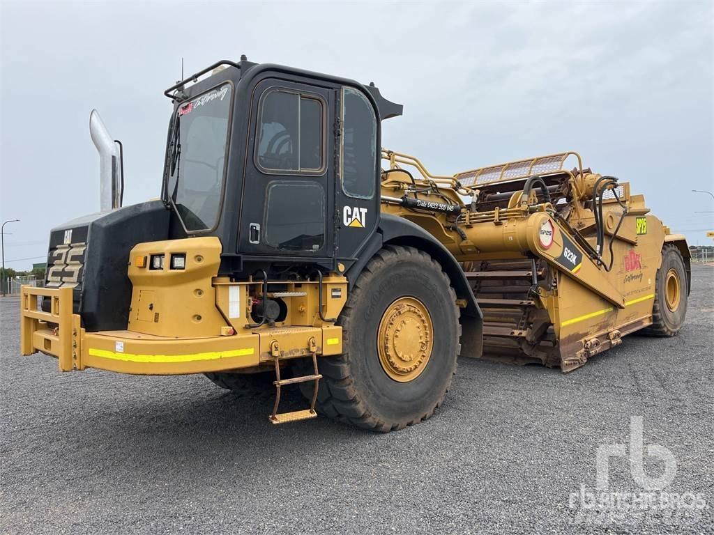 CAT 623K Skrejpre