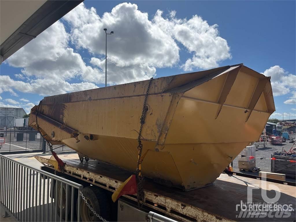 CAT 730C Kabíny a interiér
