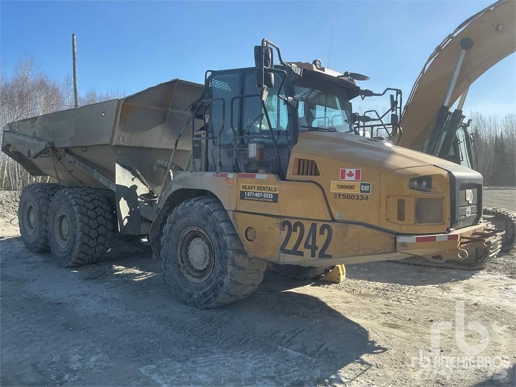CAT 735 Kĺbové nákladné autá