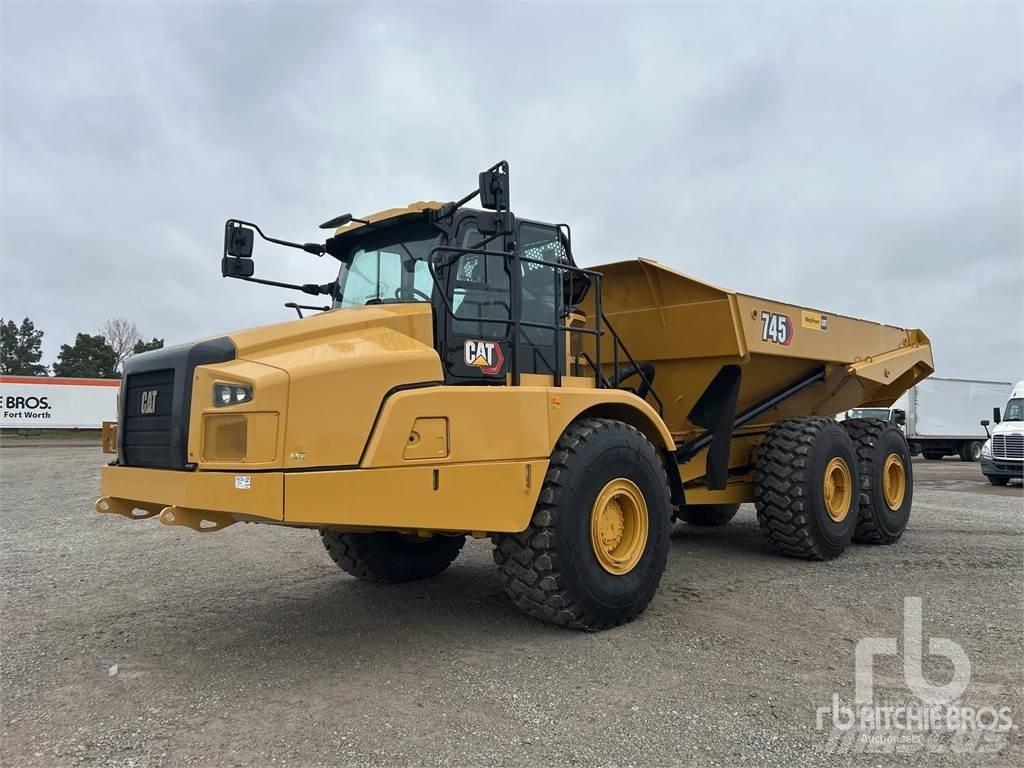 CAT 745 Kĺbové nákladné autá