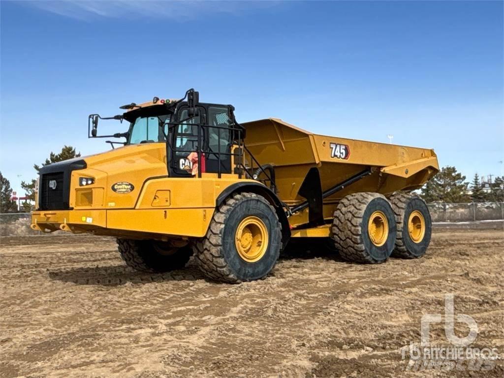 CAT 745 Kĺbové nákladné autá