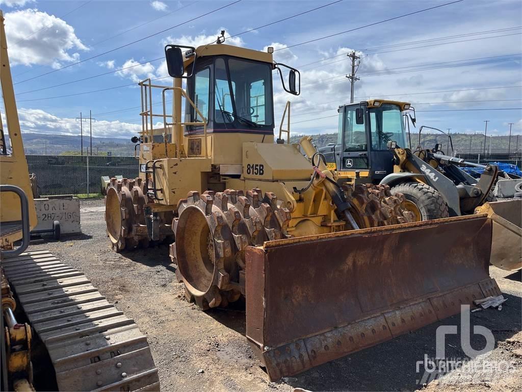 CAT 815B Skládkové kompaktory