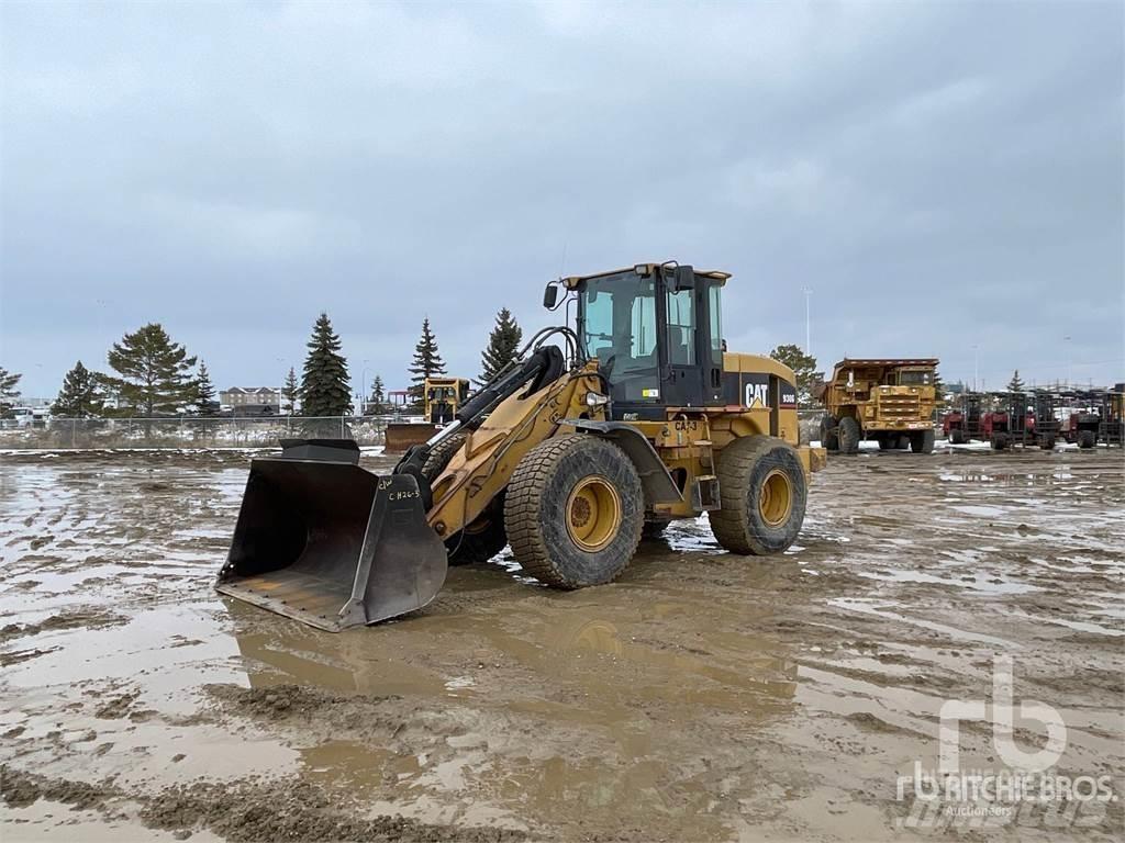 CAT 930G Kolesové nakladače
