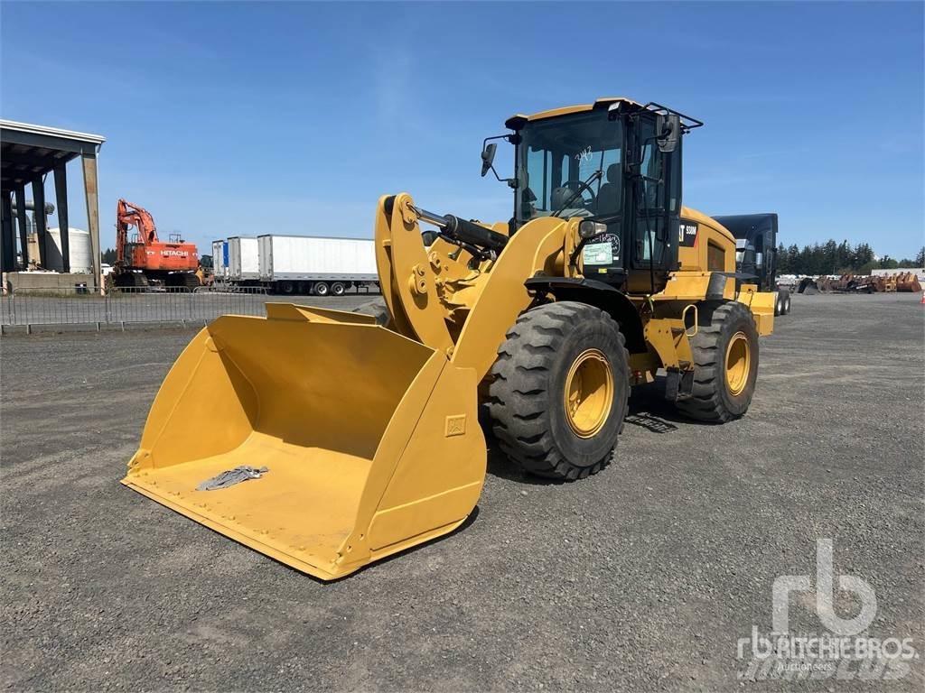 CAT 938M Kolesové nakladače
