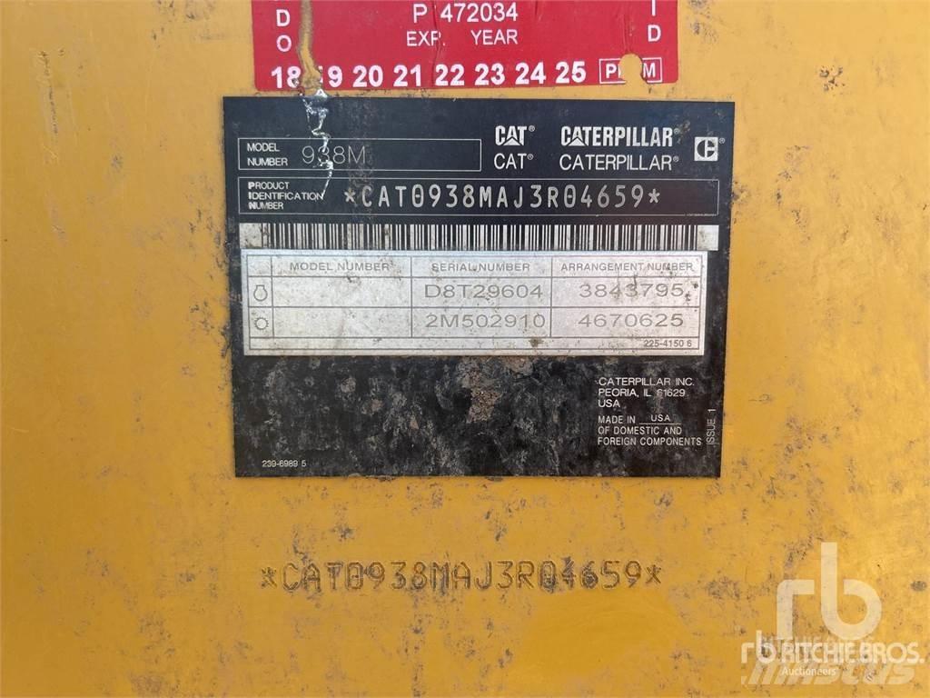 CAT 938M Kolesové nakladače