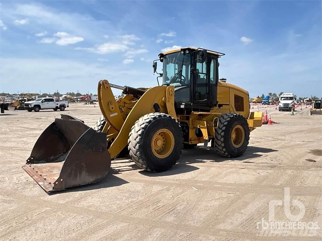CAT 938M Kolesové nakladače