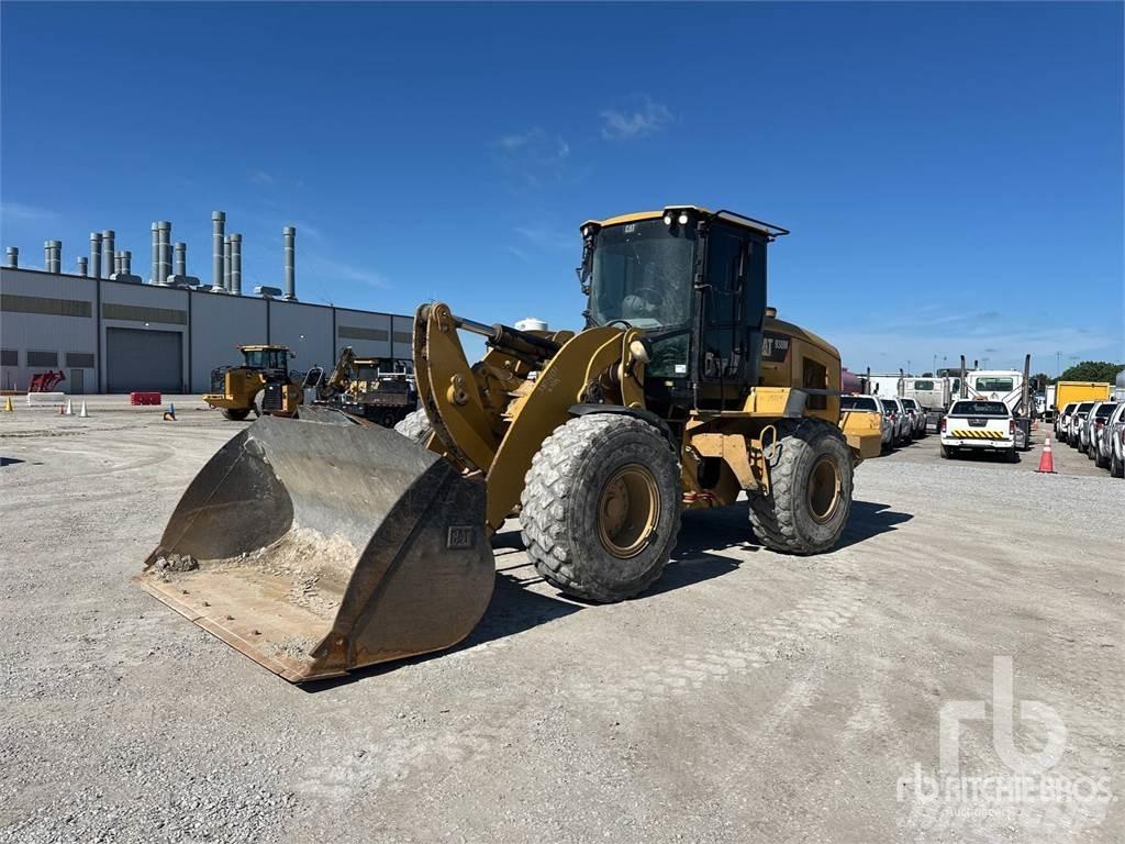 CAT 938M Kolesové nakladače