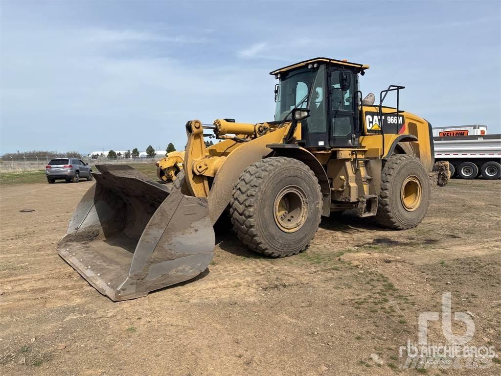 CAT 966M Kolesové nakladače