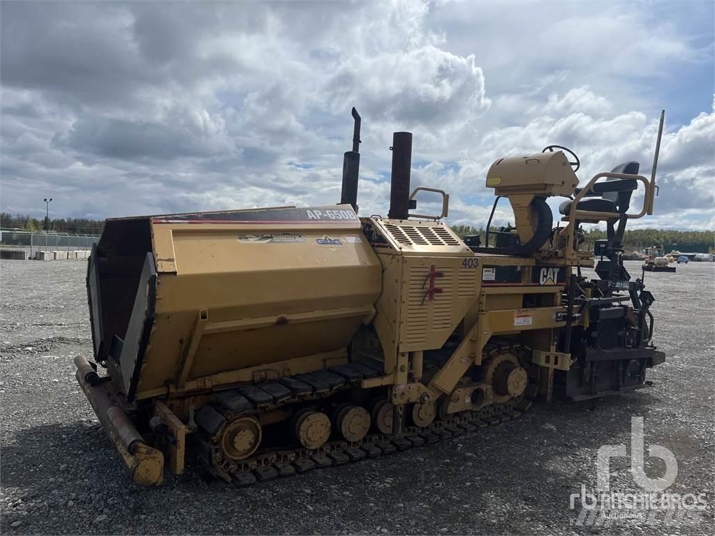 CAT AP-650B Finišéry