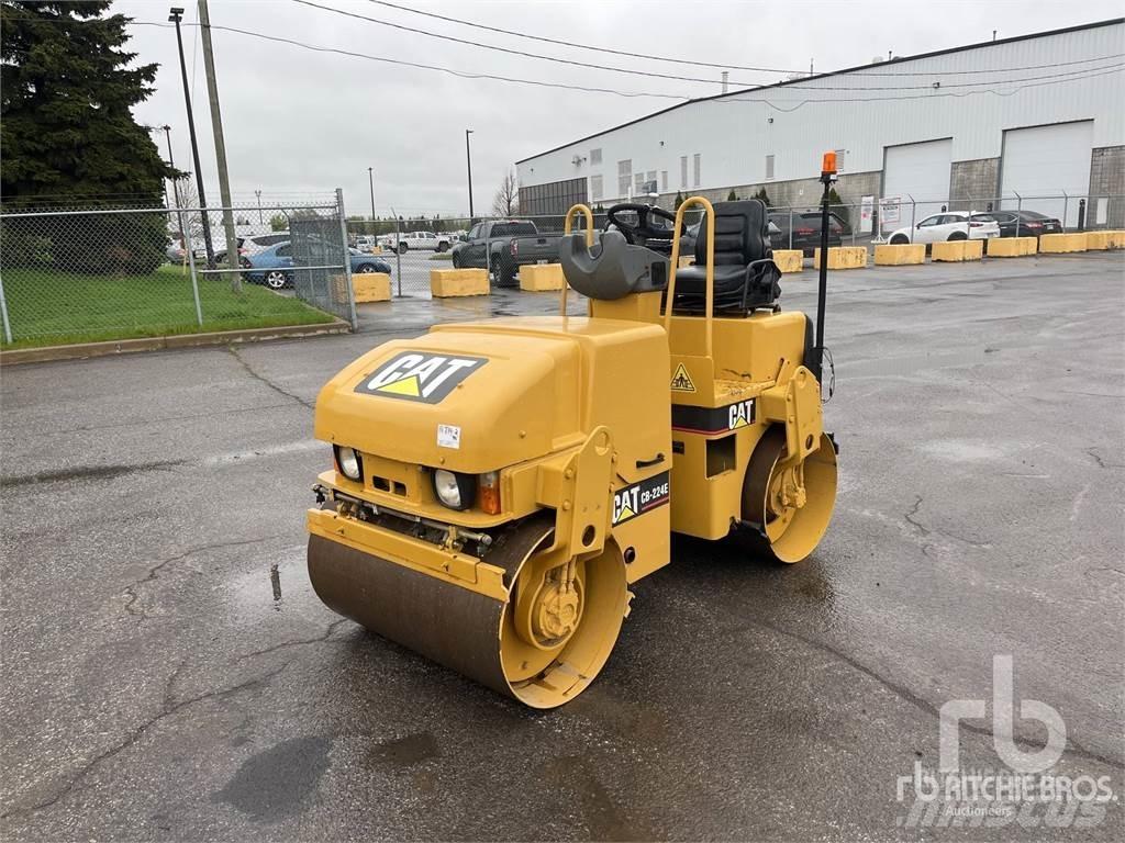 CAT CB224E Tandemové valce