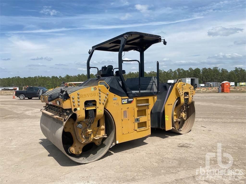 CAT CB64B Tandemové valce