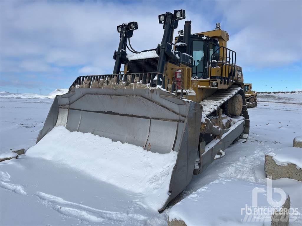CAT D10T Pásové dozéry