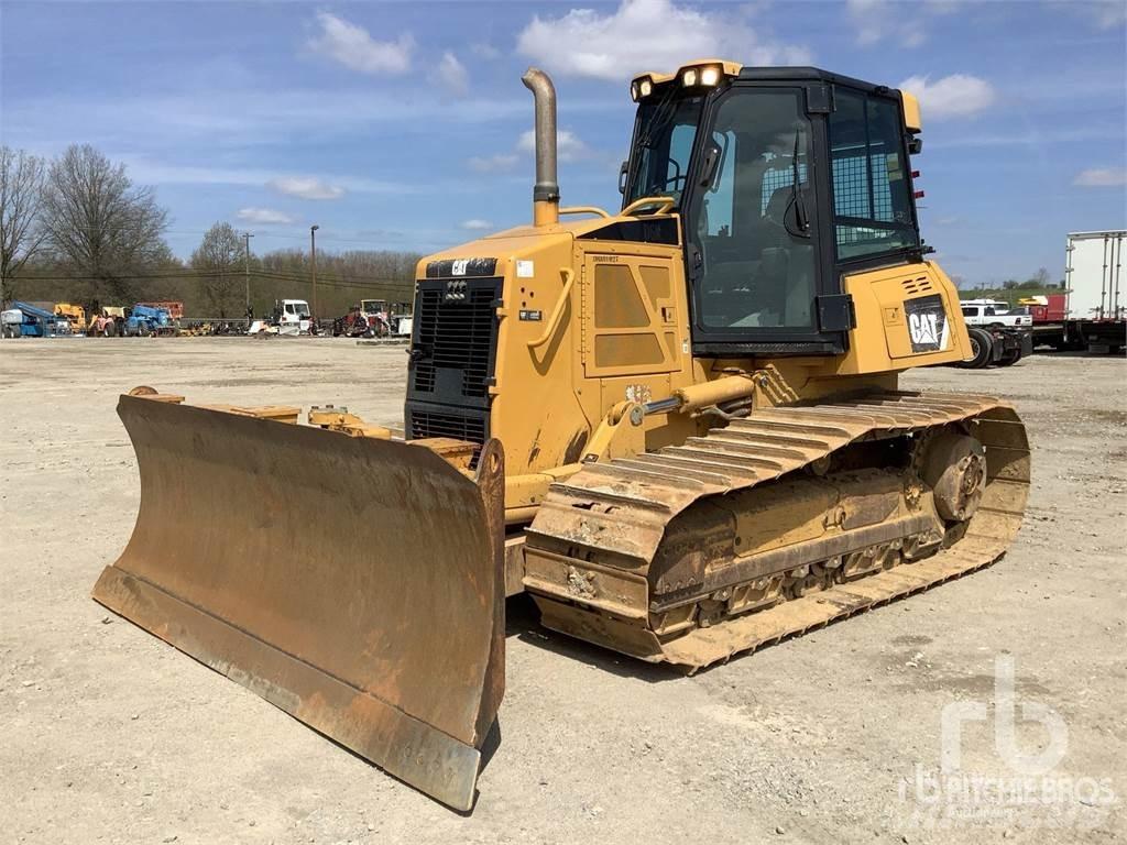 CAT D6K Pásové dozéry