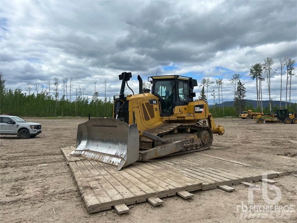 CAT D7E Pásové dozéry