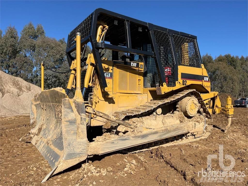 CAT D7H Pásové dozéry