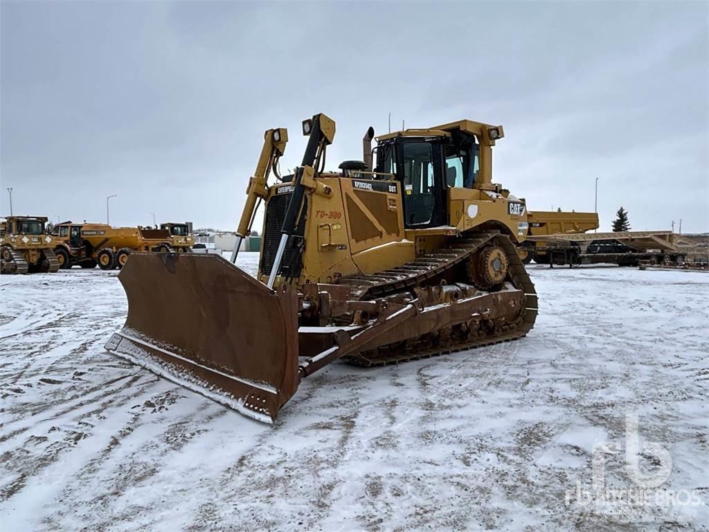 CAT D8T Pásové dozéry