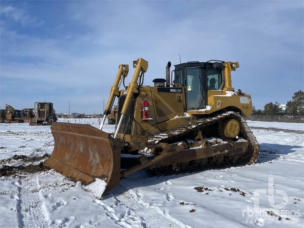 CAT D8T Pásové dozéry