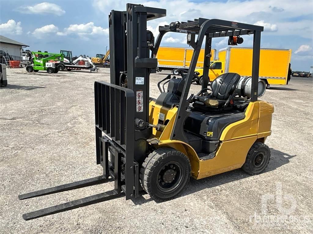 CAT GP25N Dieselové vozíky
