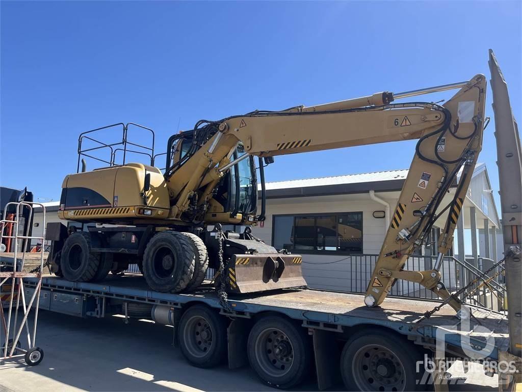 CAT M316C Kolesové rýpadlá