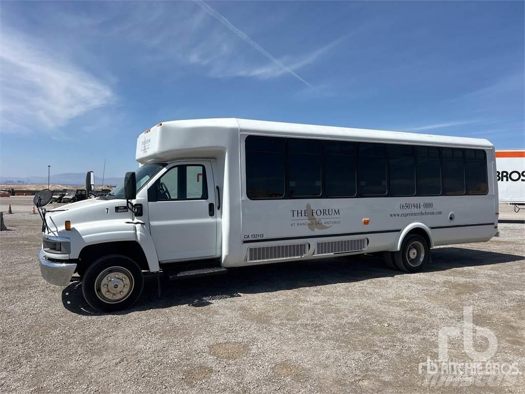 Chevrolet C5500 Medzimestské autobusy