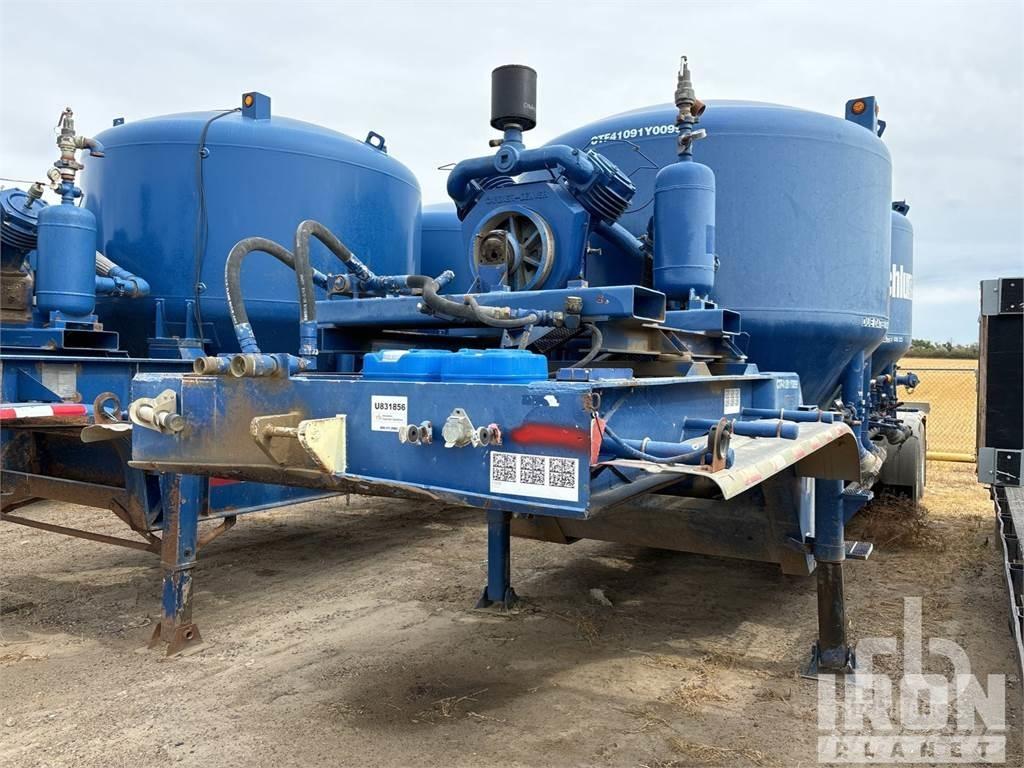 Clark 14 ft T/A Cisternové prívesy