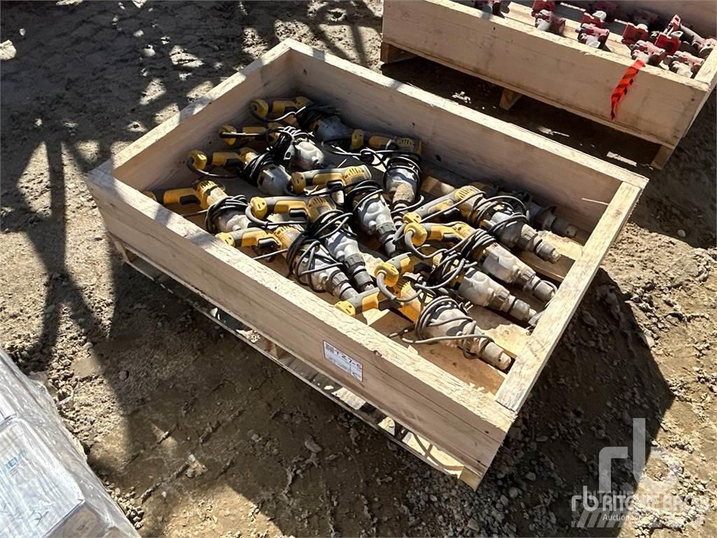 DeWalt DWD520 Stavebníctvo - ostatné