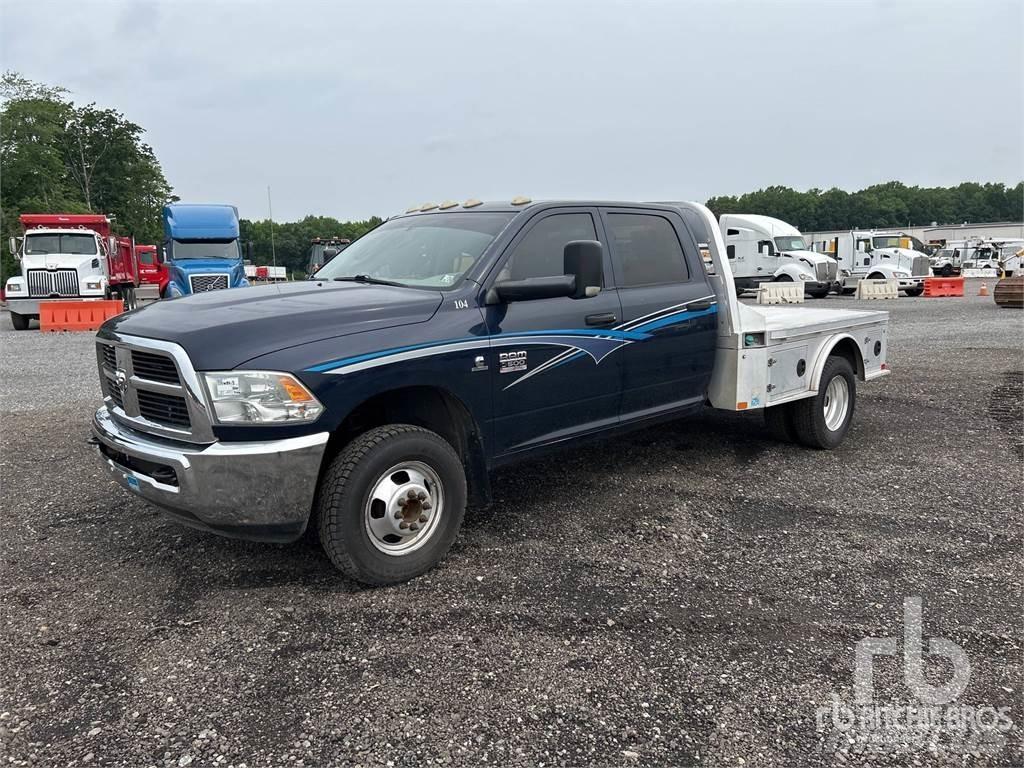 Dodge 3500 Plošinové nákladné automobily/nákladné automobily so sklápacími bočnicami