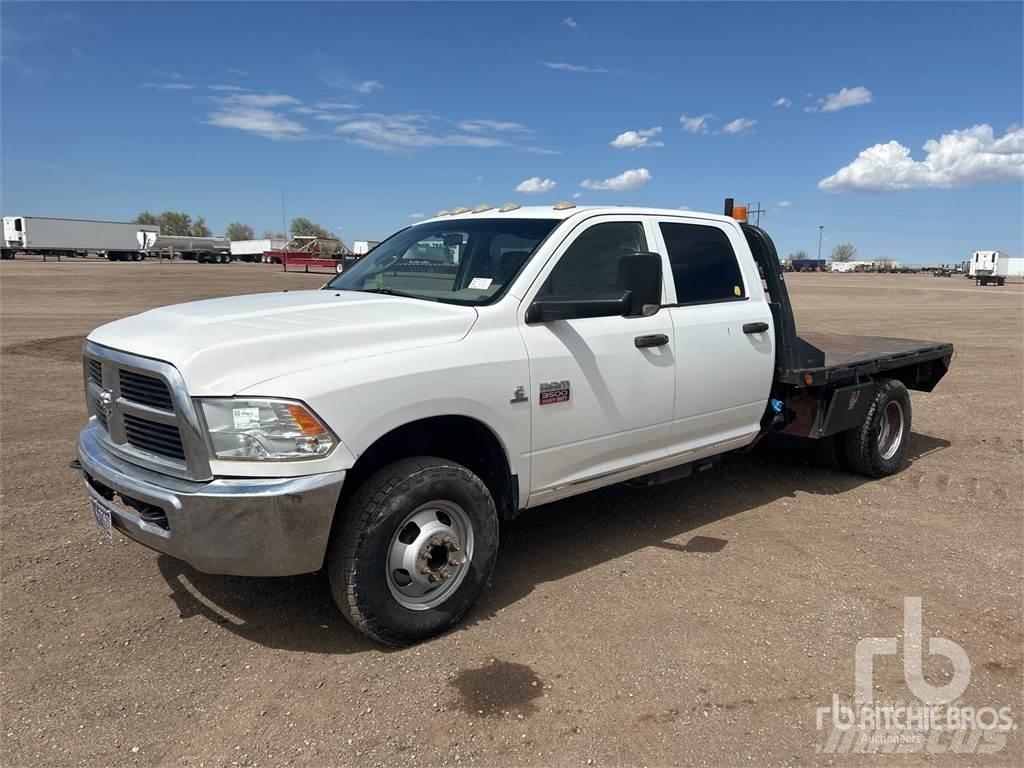 Dodge 3500 Plošinové nákladné automobily/nákladné automobily so sklápacími bočnicami