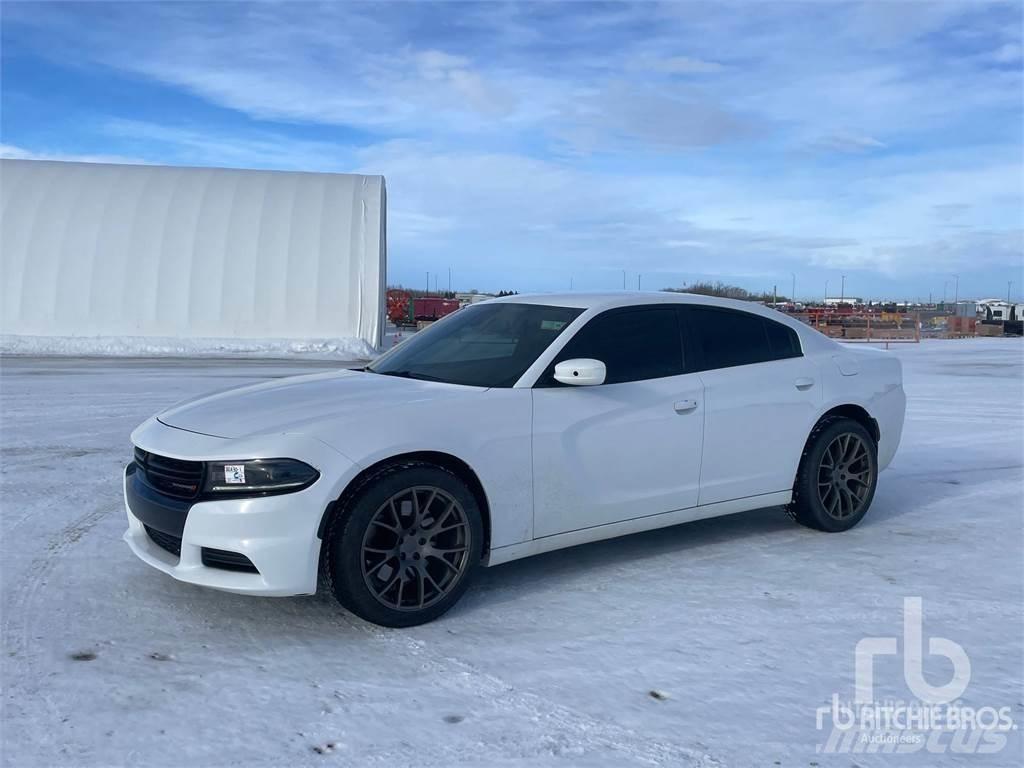 Dodge CHARGER Automobily