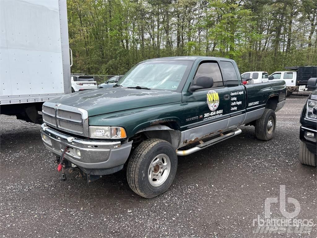 Dodge RAM 2500 Nakladacia/sklápacia bočnica