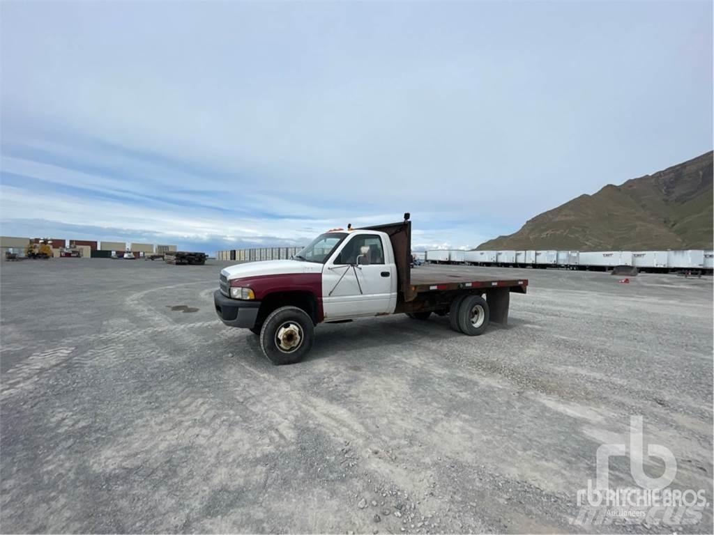 Dodge RAM 3500 Plošinové nákladné automobily/nákladné automobily so sklápacími bočnicami