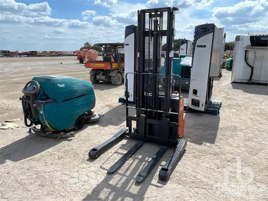 Doosan BWS17S-7 Akumulátorové vozíky