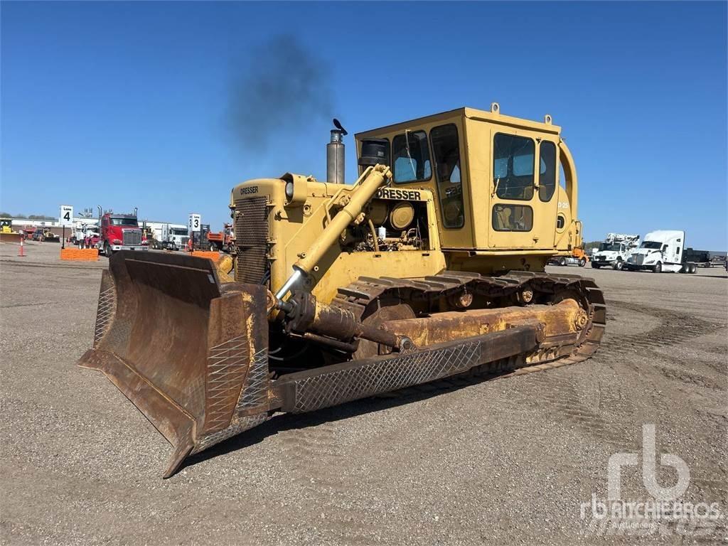 Dresser TD25C Pásové dozéry