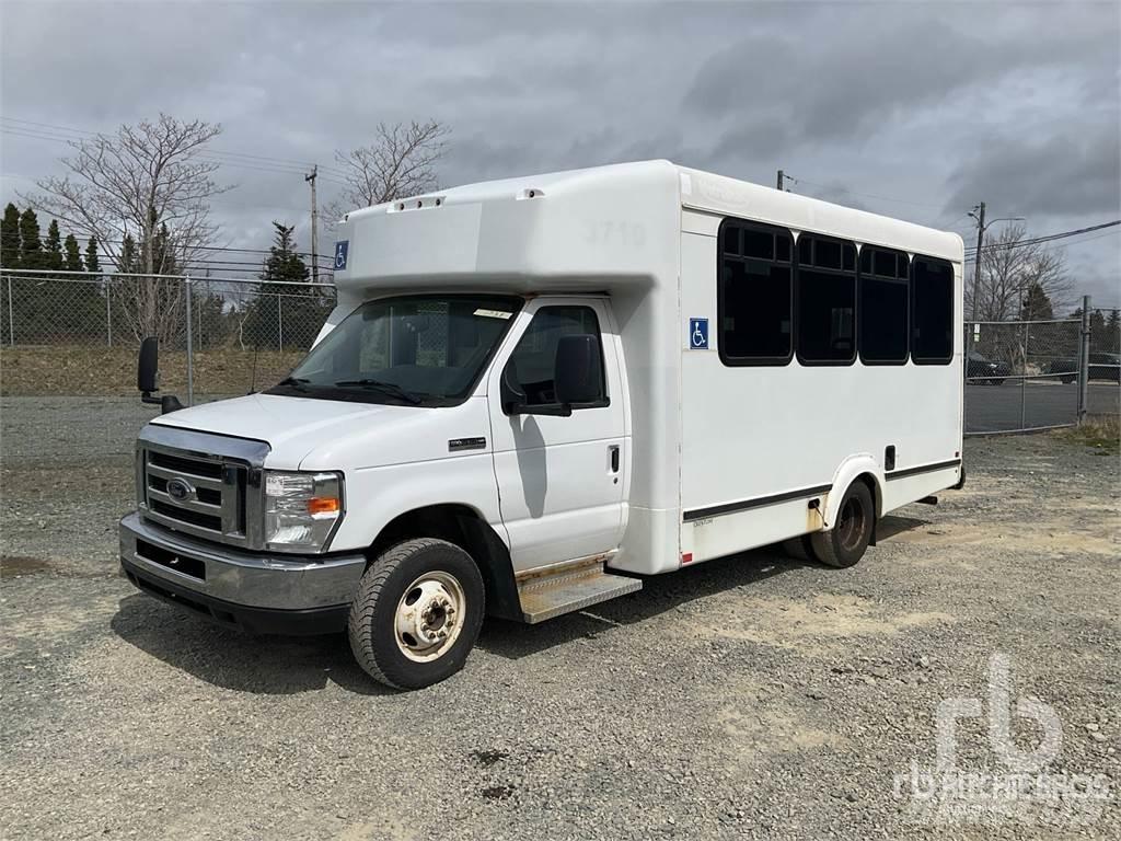 Ford E-350 Medzimestské autobusy