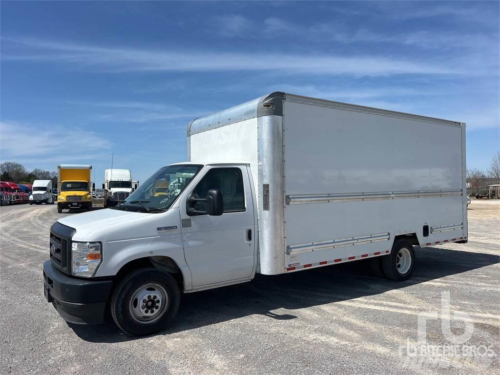 Ford E350 Dodávky