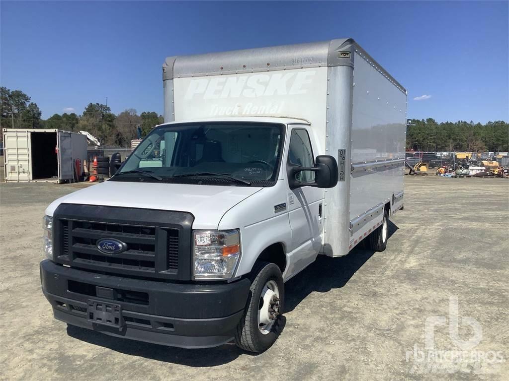Ford E350 Dodávky