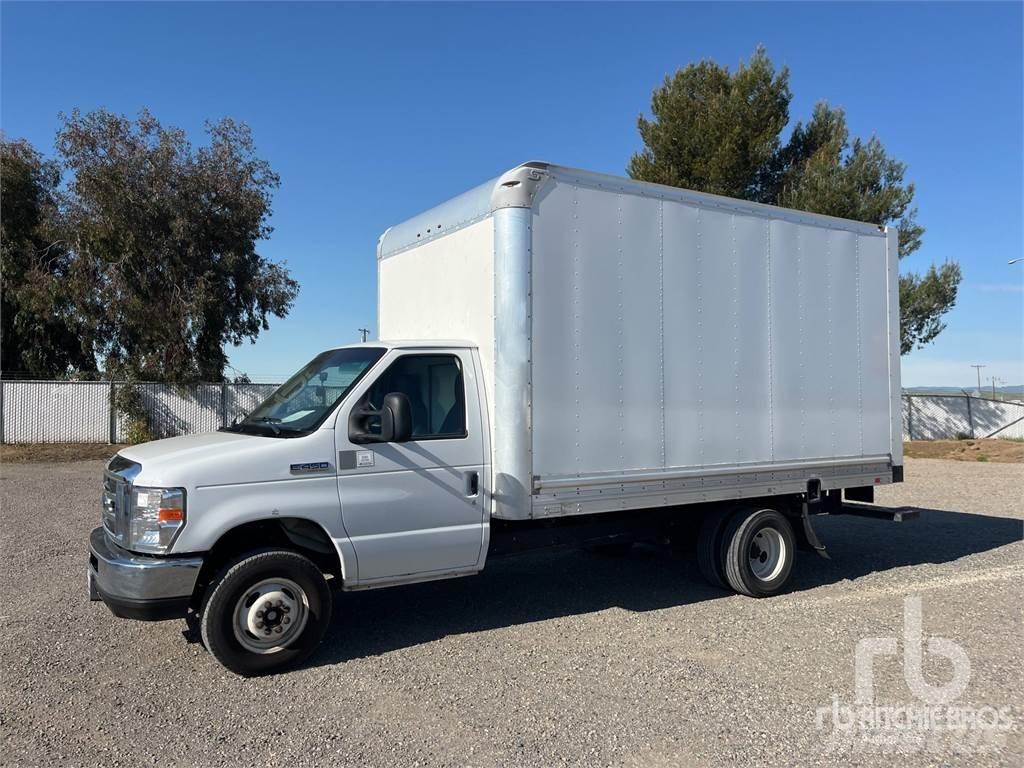 Ford E450 Dodávky