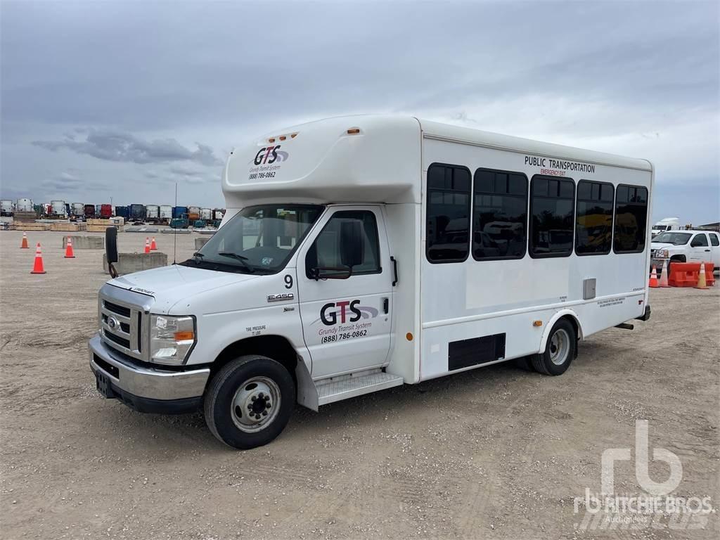Ford E450 Medzimestské autobusy