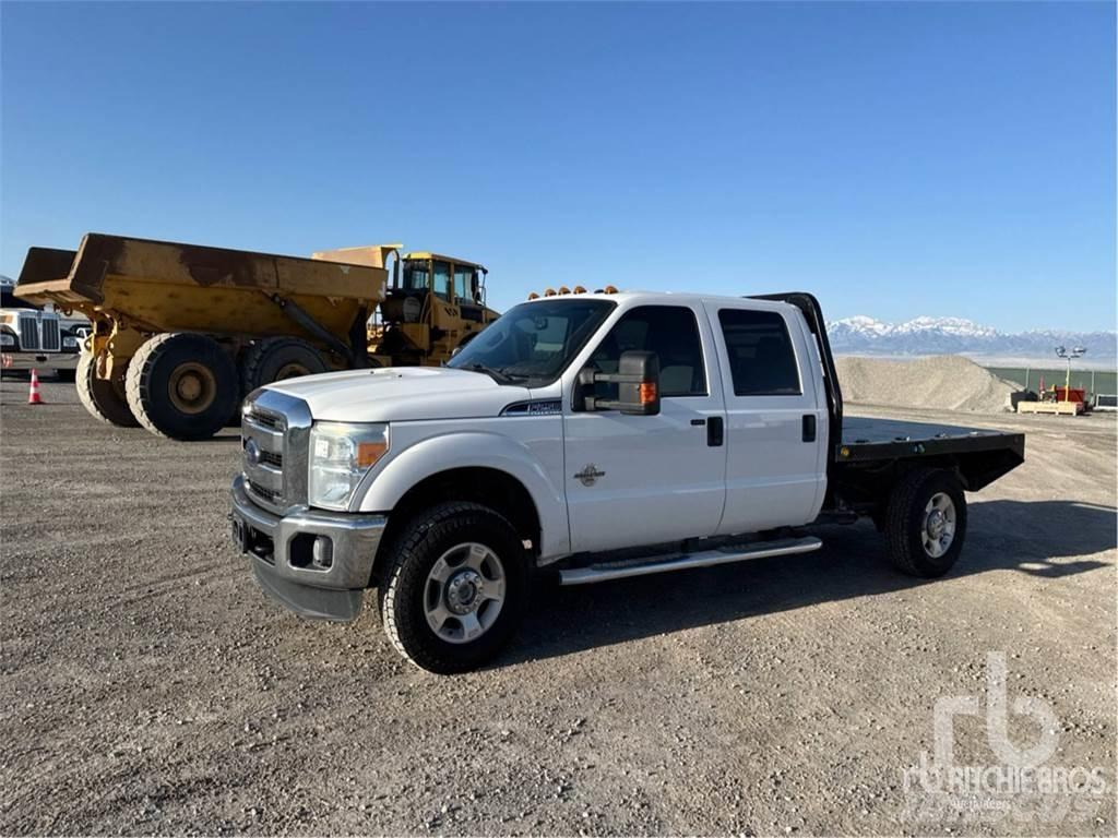 Ford F-250 Plošinové nákladné automobily/nákladné automobily so sklápacími bočnicami