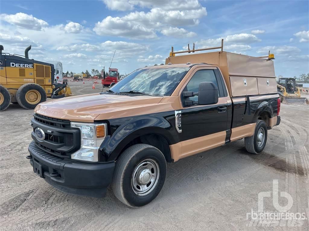 Ford F-250 Komunálne / Multi-úžitkové vozidlá