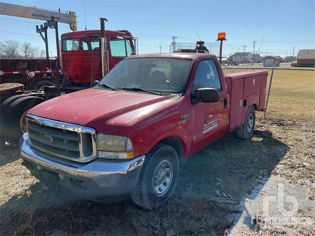 Ford F-250 Komunálne / Multi-úžitkové vozidlá