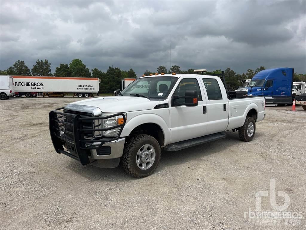 Ford F-350 Nakladacia/sklápacia bočnica