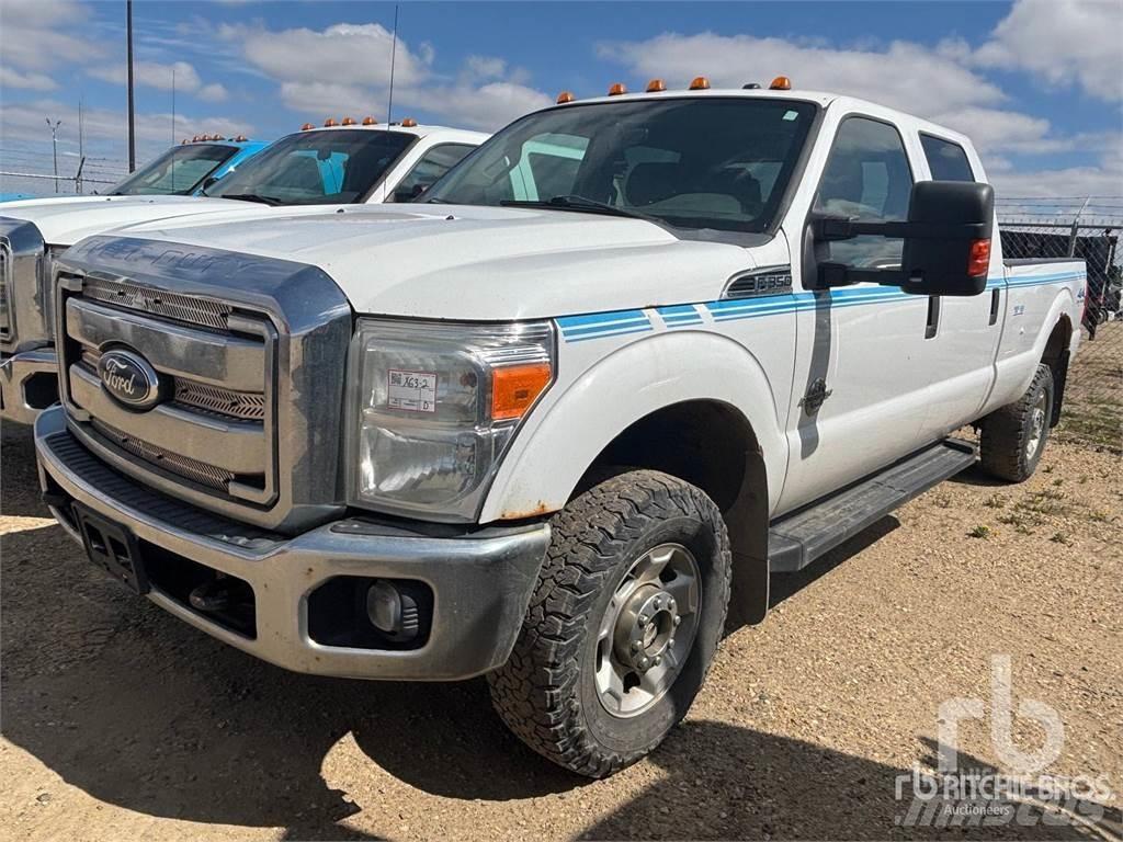 Ford F-350 Nakladacia/sklápacia bočnica