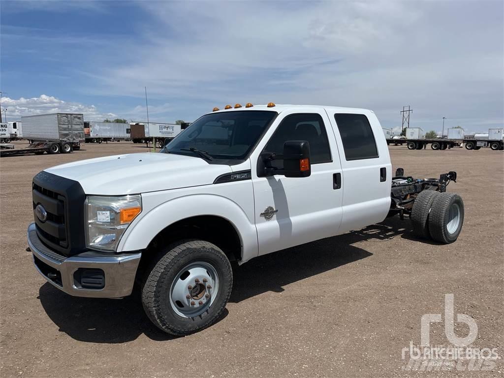 Ford F-350 Nákladné vozidlá bez nadstavby