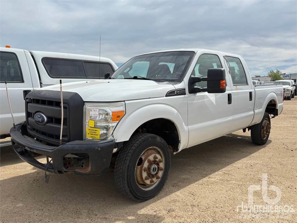 Ford F-350 Nakladacia/sklápacia bočnica