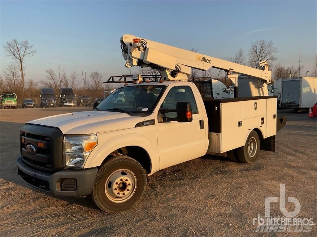 Ford F-350 Prívesové plošiny