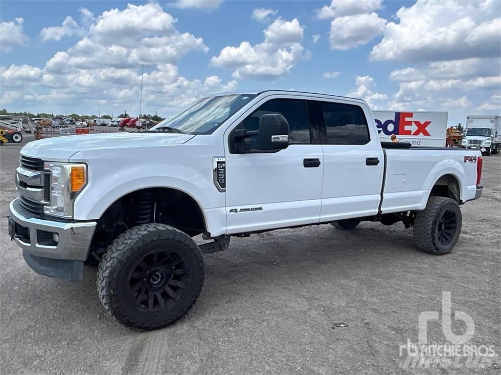 Ford F-350 Nakladacia/sklápacia bočnica